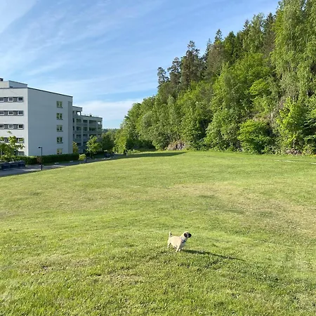 Spacious 3 Bedroom Next To Thon Hotel, Storsenter Shopping, And 15 Minutes To Oslo Sandvika (Baerum)