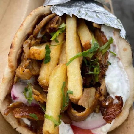 Spacious 3 Bedroom Next To Thon Hotel, Storsenter Shopping, And 15 Minutes To Oslo *