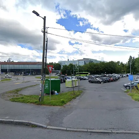 Spacious 3 Bedroom Next To Thon Hotel, Storsenter Shopping, And 15 Minutes To Oslo サンヴィカ