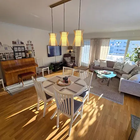 アパート Spacious 3 Bedroom Next To Thon Hotel, Storsenter Shopping, And 15 Minutes To Oslo
