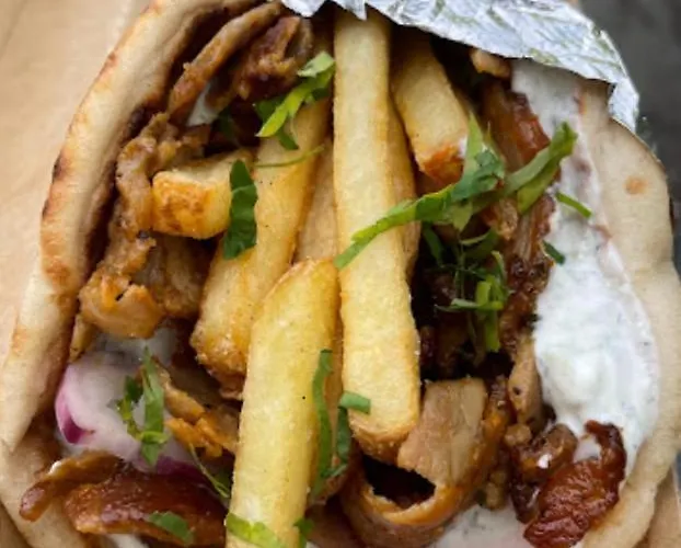 Spacious 3 Bedroom Next To Thon Hotel, Storsenter Shopping, And 15 Minutes To Oslo *