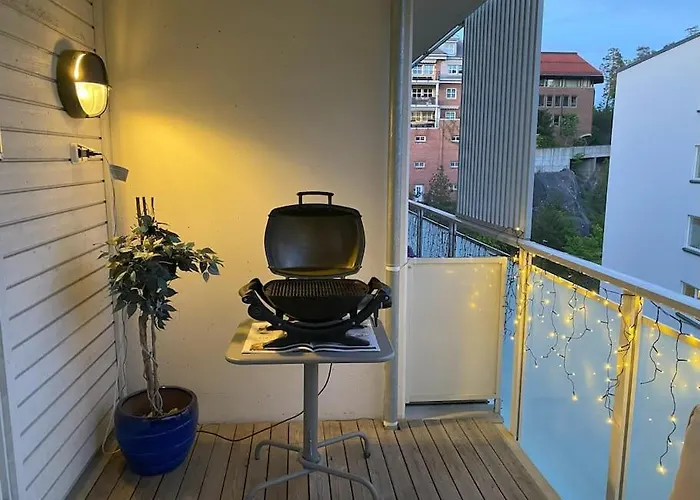 Appartement Spacious 3 Bedroom Next To Thon Hotel, Storsenter Shopping, And 15 Minutes To Oslo *