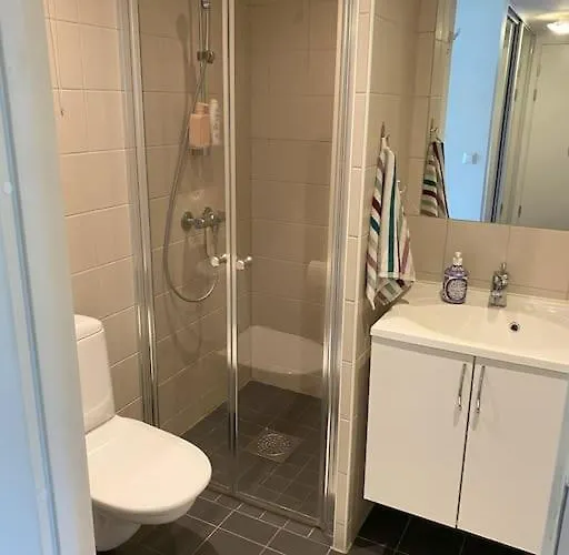 Appartement Spacious 3 Bedroom Next To Thon Hotel, Storsenter Shopping, And 15 Minutes To Oslo