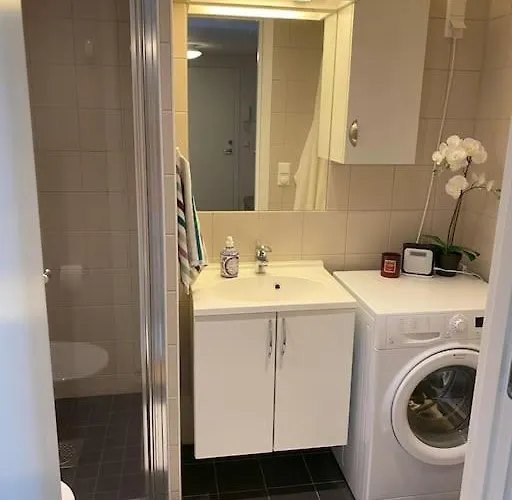 Spacious 3 Bedroom Next To Thon Hotel, Storsenter Shopping, And 15 Minutes To Oslo